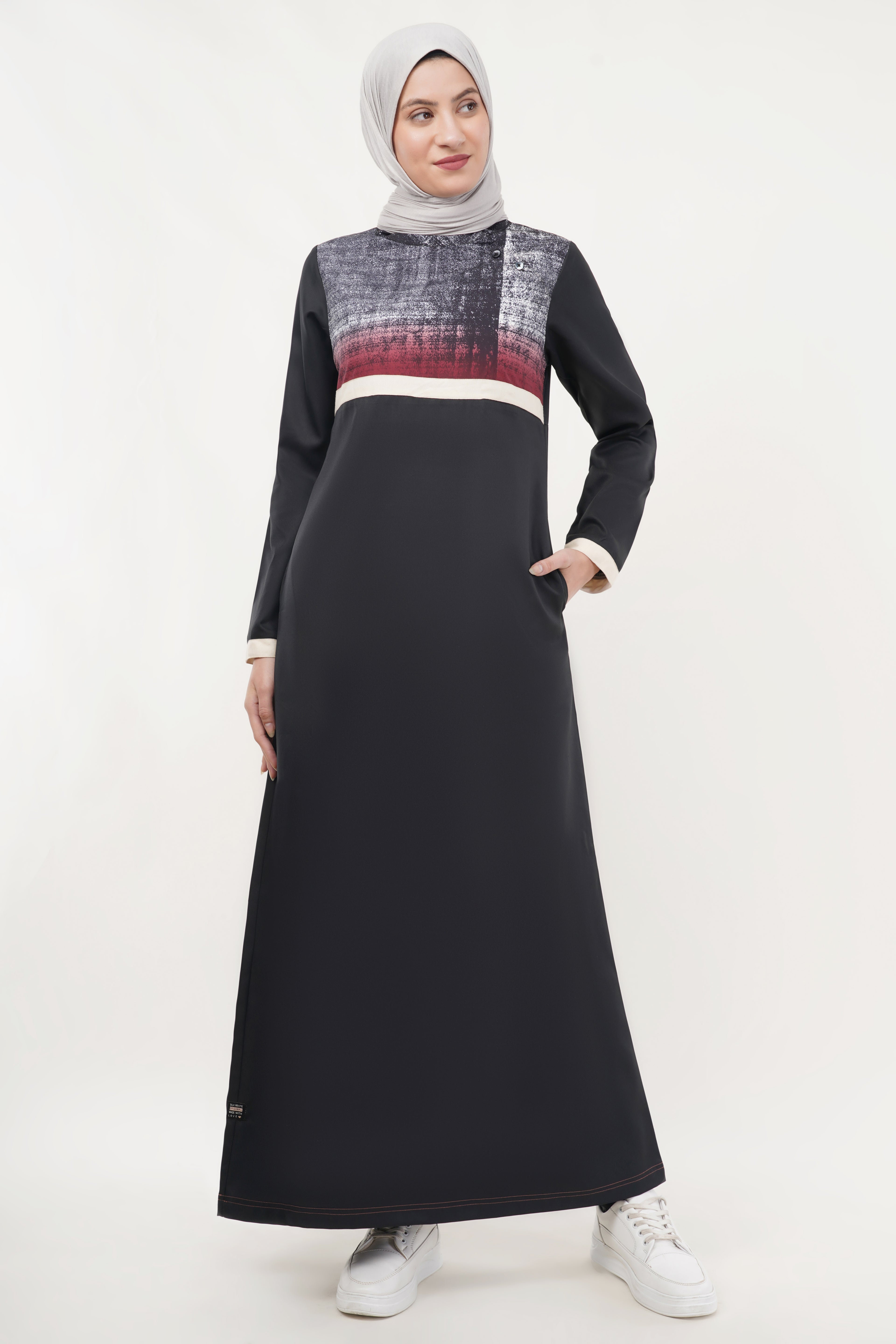 Chic Contrast Midnight Black Jilbab