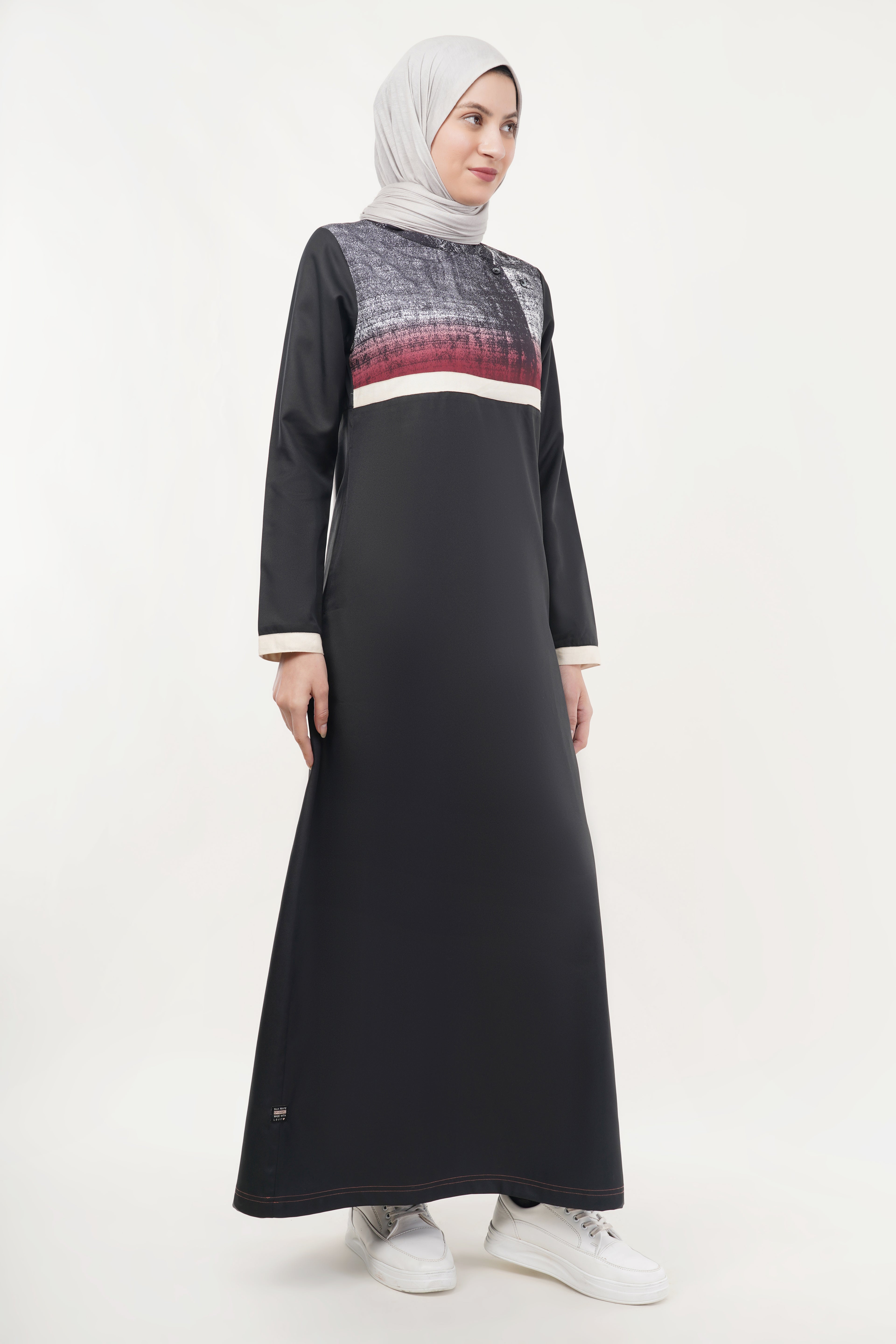Chic Contrast Midnight Black Jilbab