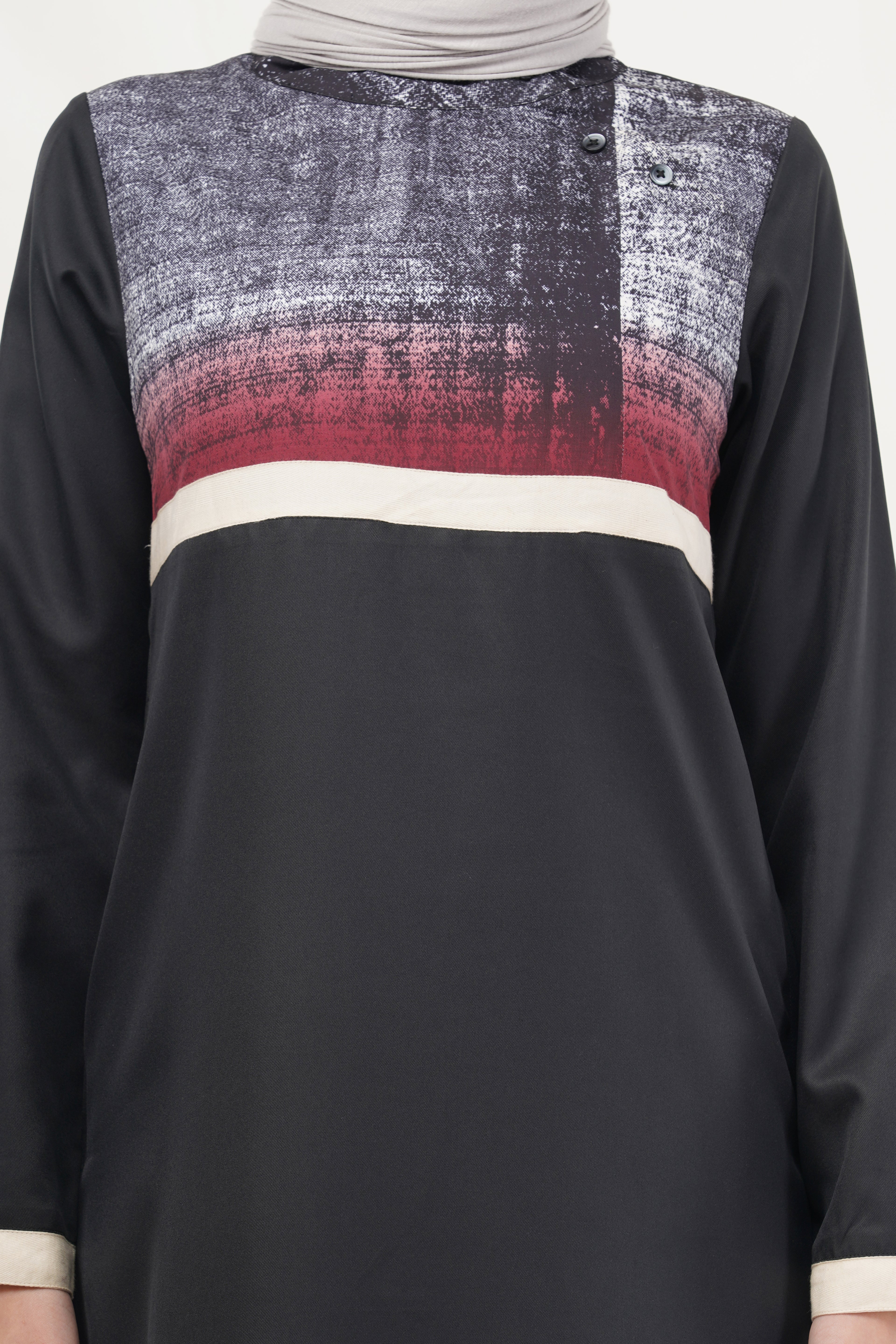 Chic Contrast Midnight Black Jilbab