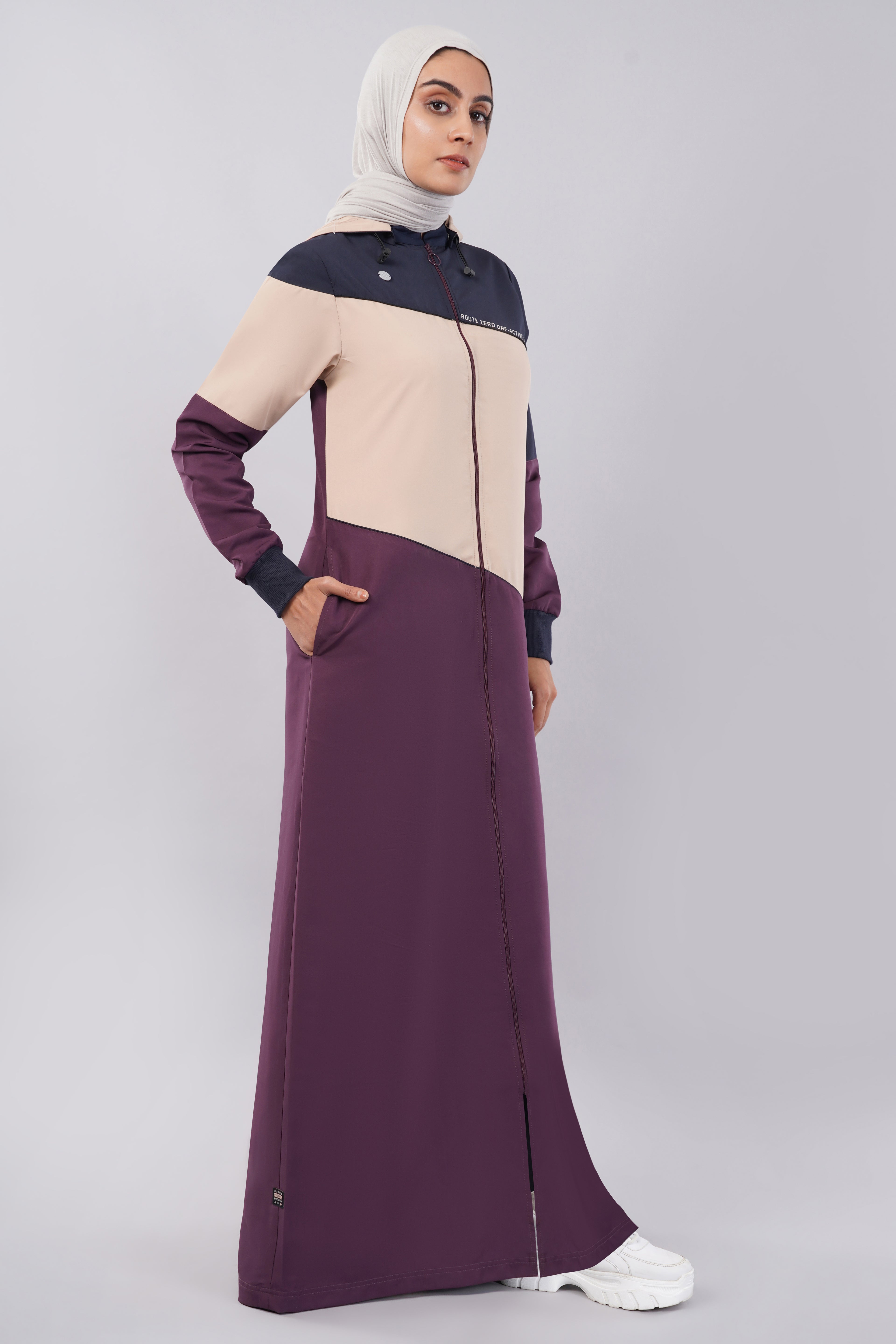 Burgundy Contrast Full Front Open Hooded Jilbab